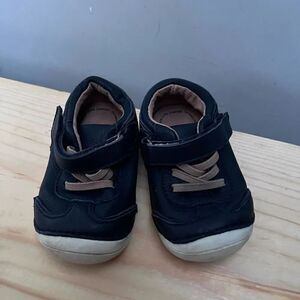 Stride rite Toddler Shoes size 4 M